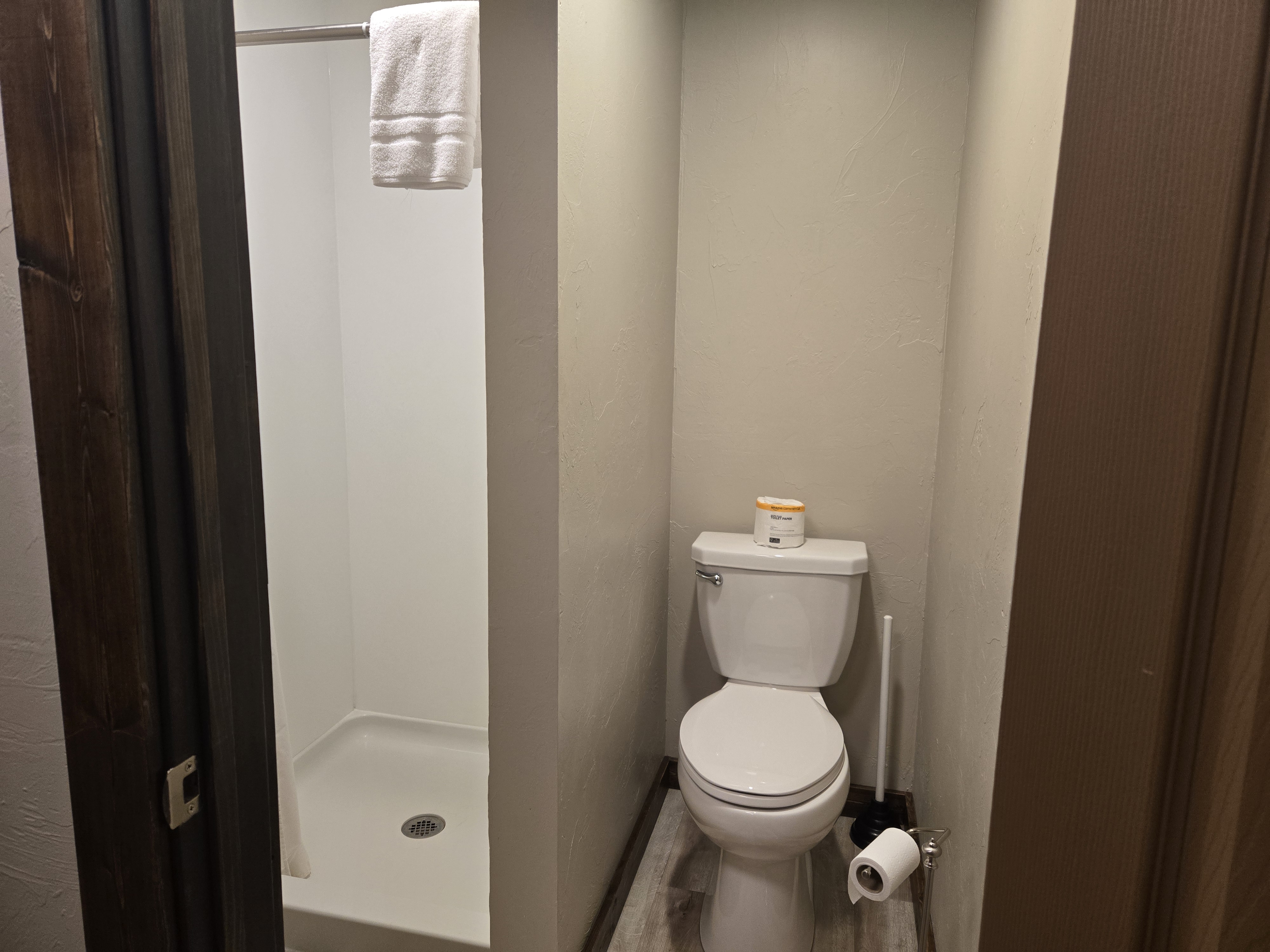 Basecamp hotel bathroom